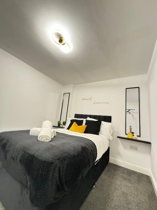 Luxury Cozy 3 Bed Apartment 5Mins From City - Free Parking! Nottingham Ngoại thất bức ảnh