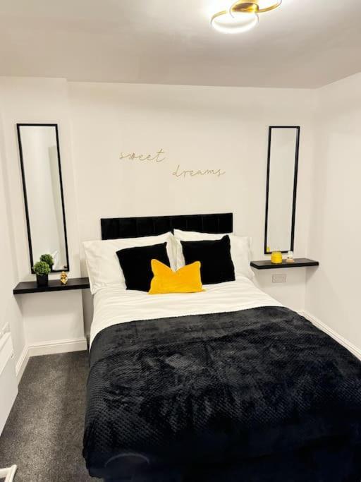 Luxury Cozy 3 Bed Apartment 5Mins From City - Free Parking! Nottingham Ngoại thất bức ảnh